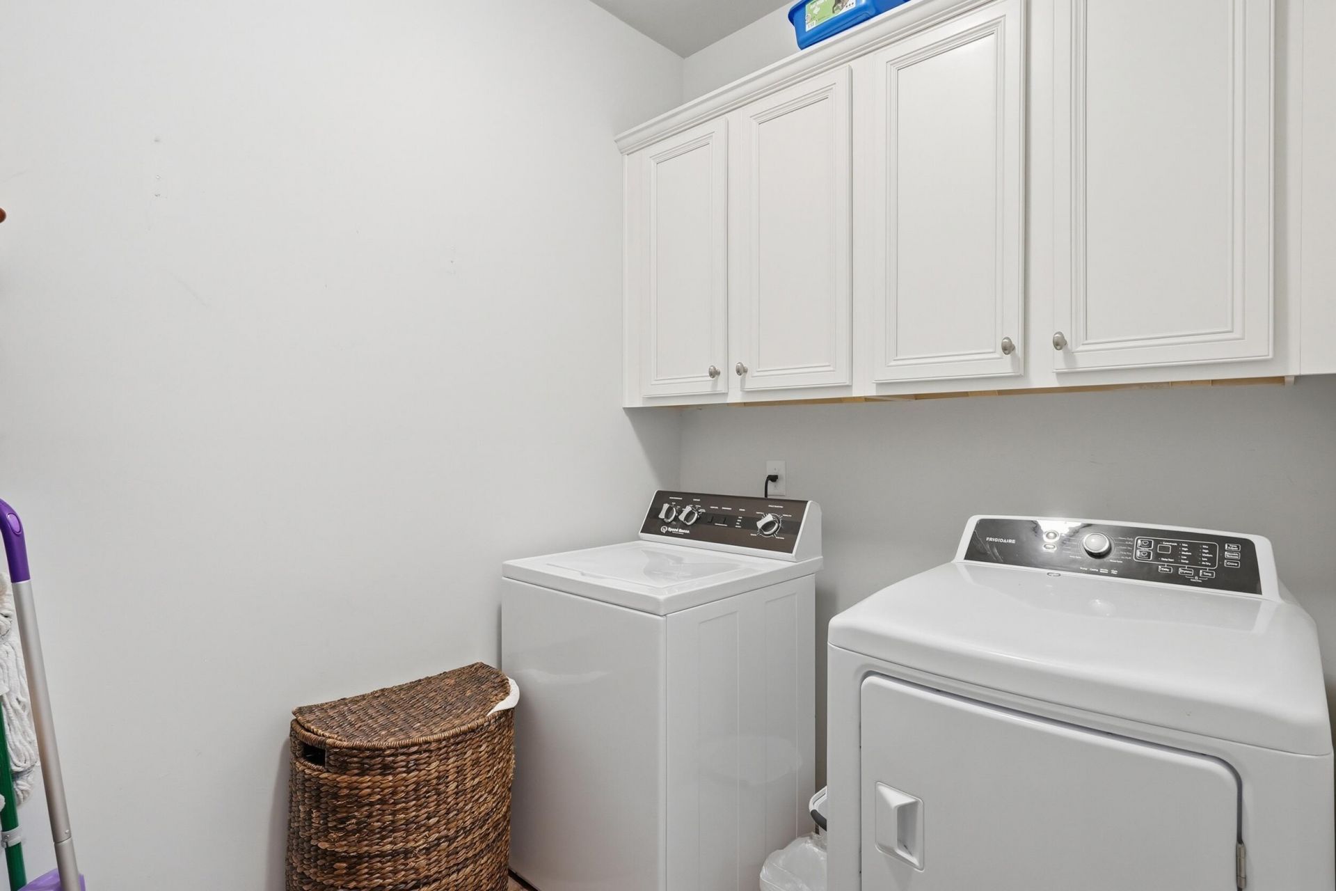 2591 Kingsfield Street Photo 30