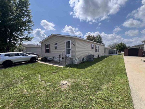 2221 Iris Avenue, BELVIDERE, IL 61008