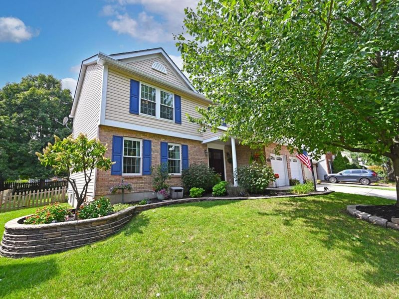 2075 Trailwood Drive, Cincinnati, OH 45230 Photo 2