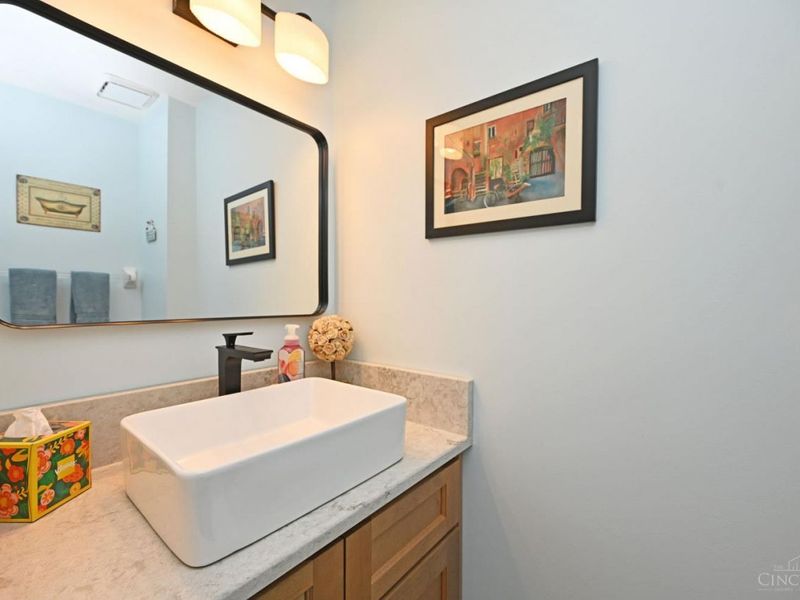 2075 Trailwood Drive, Cincinnati, OH 45230 Photo 27