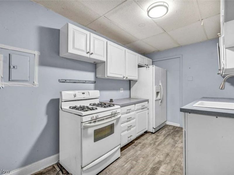 4439 State Road, Cleveland, OH 44109 Photo 27