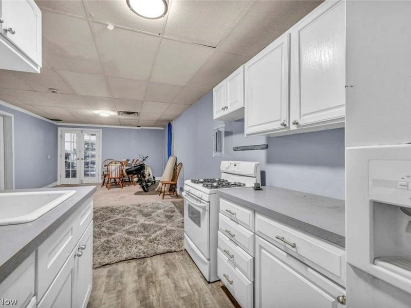 4439 State Road, Cleveland, OH 44109 Photo 8