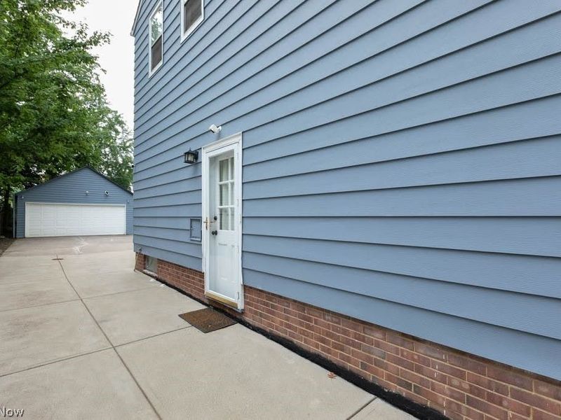 4507 Kenmore Avenue, Parma, OH 44134 Photo 28