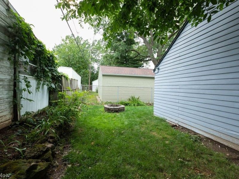 4507 Kenmore Avenue, Parma, OH 44134 Photo 32