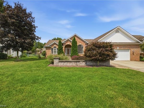 892 Mayfield Drive , Boardman, OH 44512