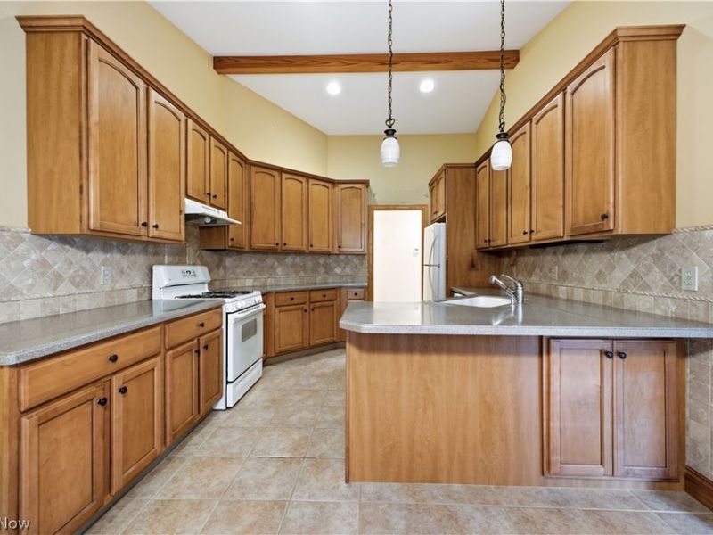 892 Mayfield Drive, Boardman, OH 44512 Photo 11