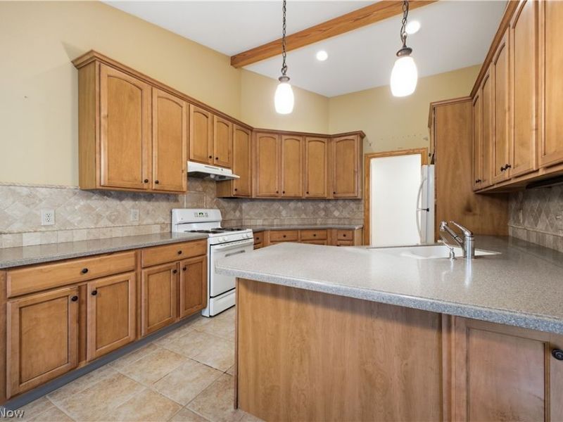 892 Mayfield Drive, Boardman, OH 44512 Photo 12
