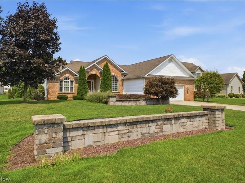 892 Mayfield Drive, Boardman, OH 44512 Photo 5