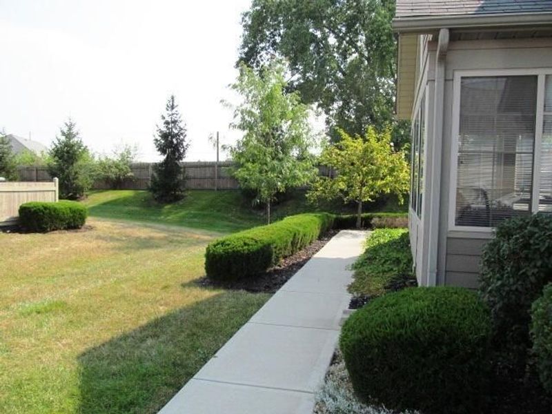 1413 Cascade Drive, Unit 20, Grove City, OH 43123 Photo 11