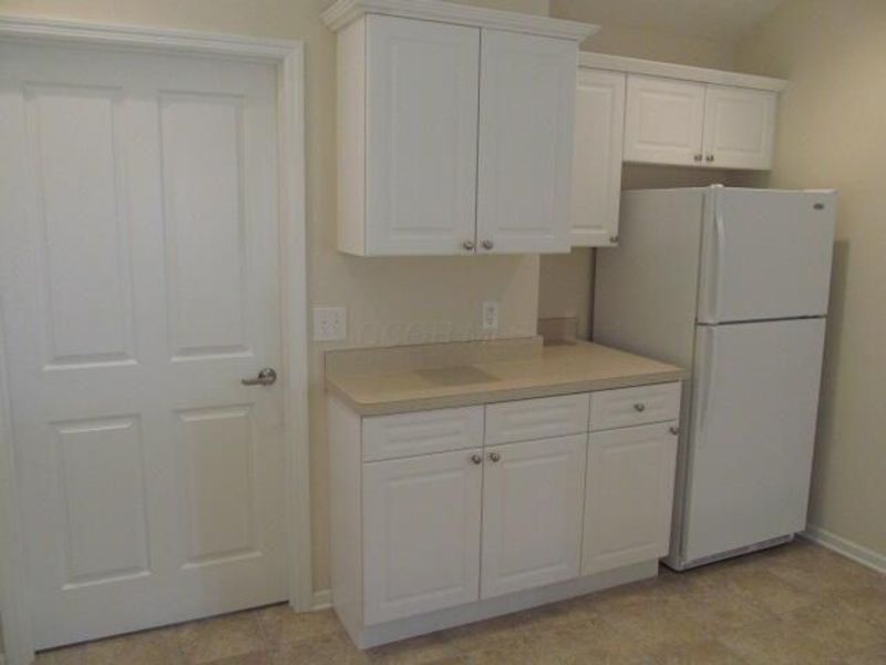 1413 Cascade Drive, Unit 20, Grove City, OH 43123 Photo 4