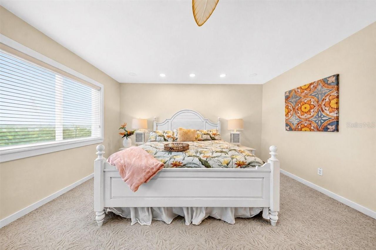 921 N Atlantic Avenue, New Smyrna Beach, FL 32169 Photo