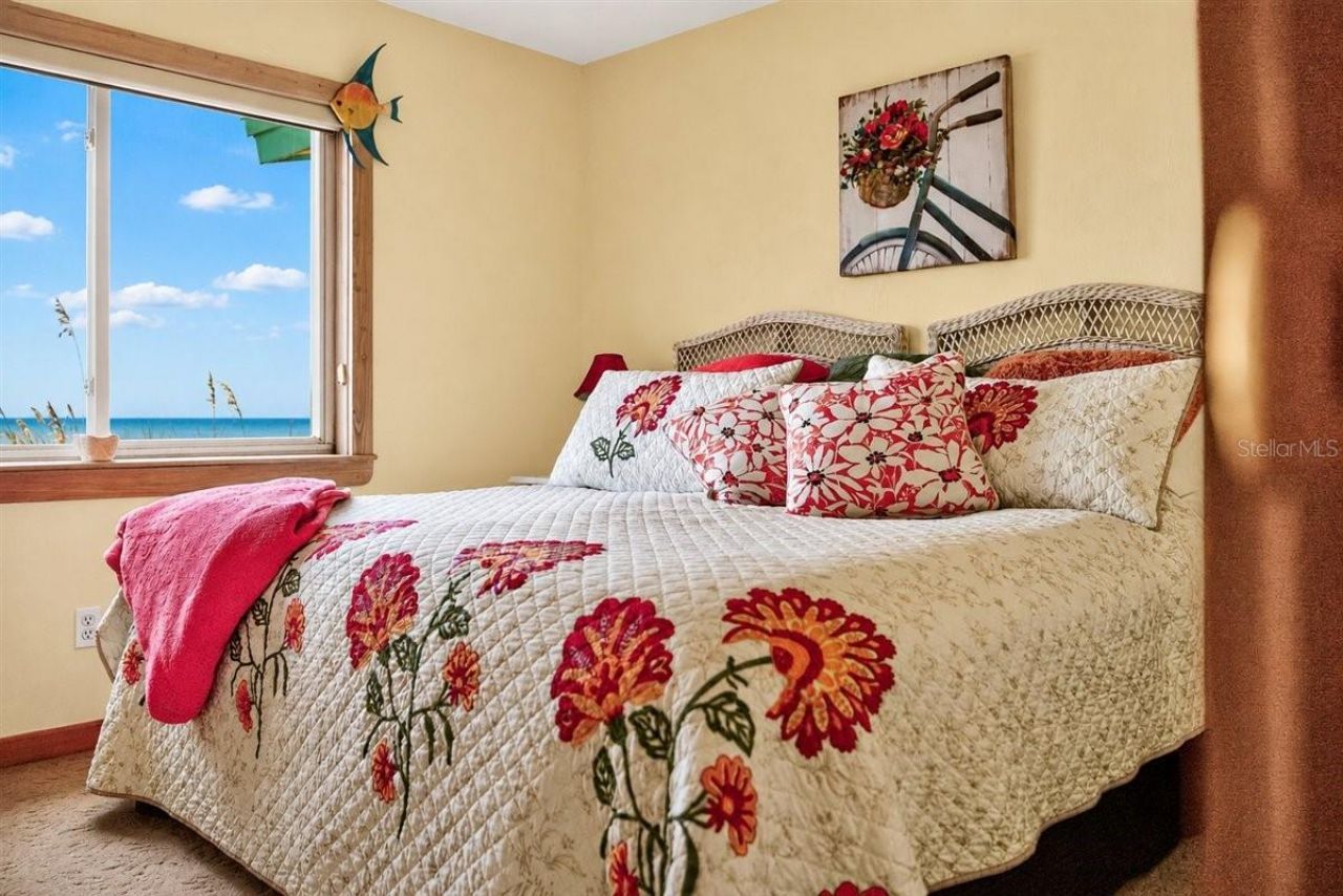 921 N Atlantic Avenue, New Smyrna Beach, FL 32169 Photo