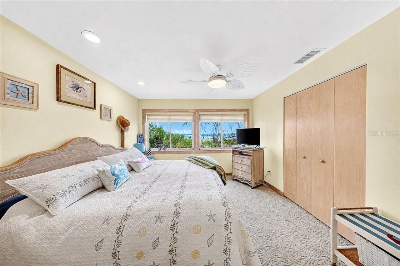 921 N Atlantic Avenue, New Smyrna Beach, FL 32169 Photo