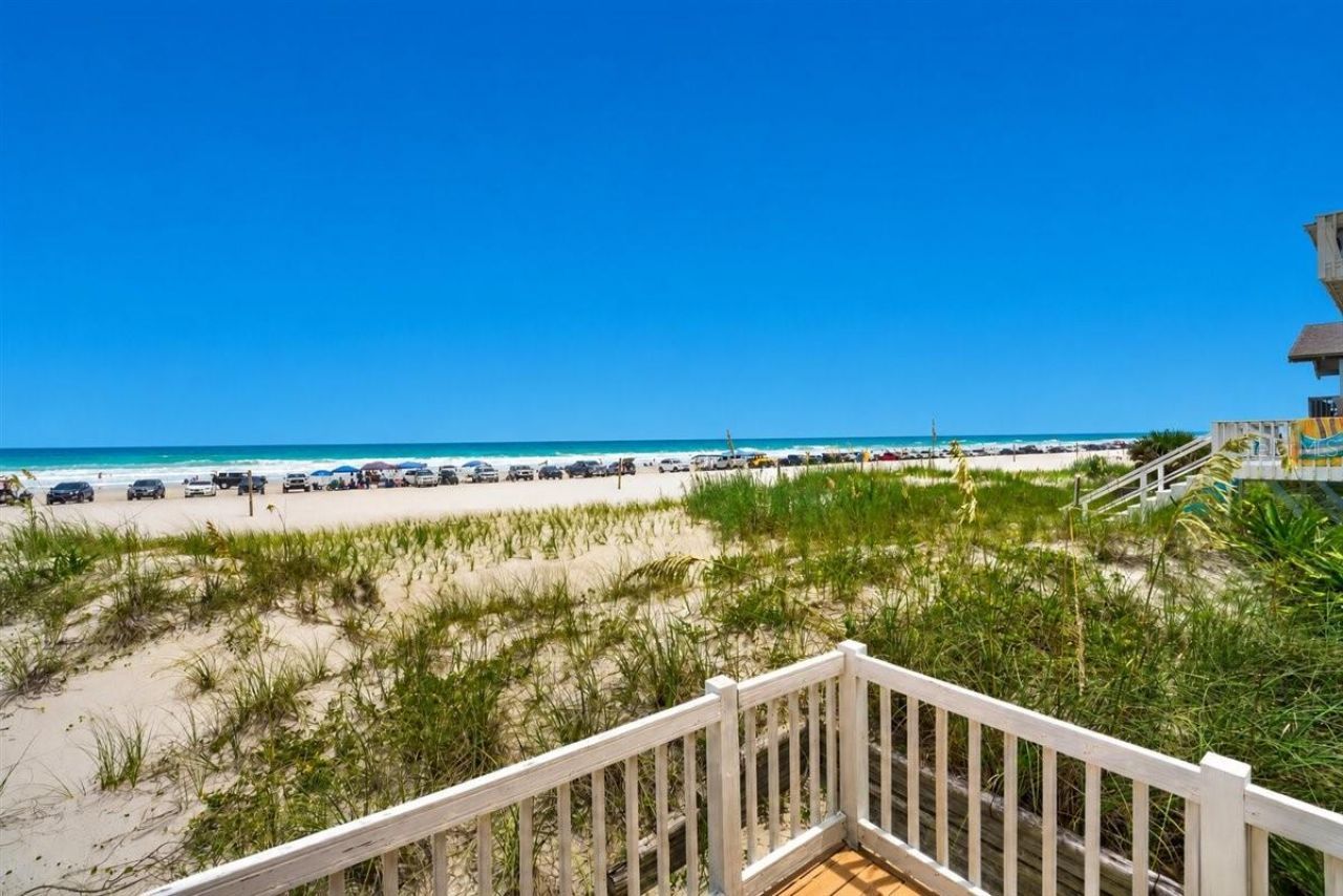 921 N Atlantic Avenue, New Smyrna Beach, FL 32169 Photo