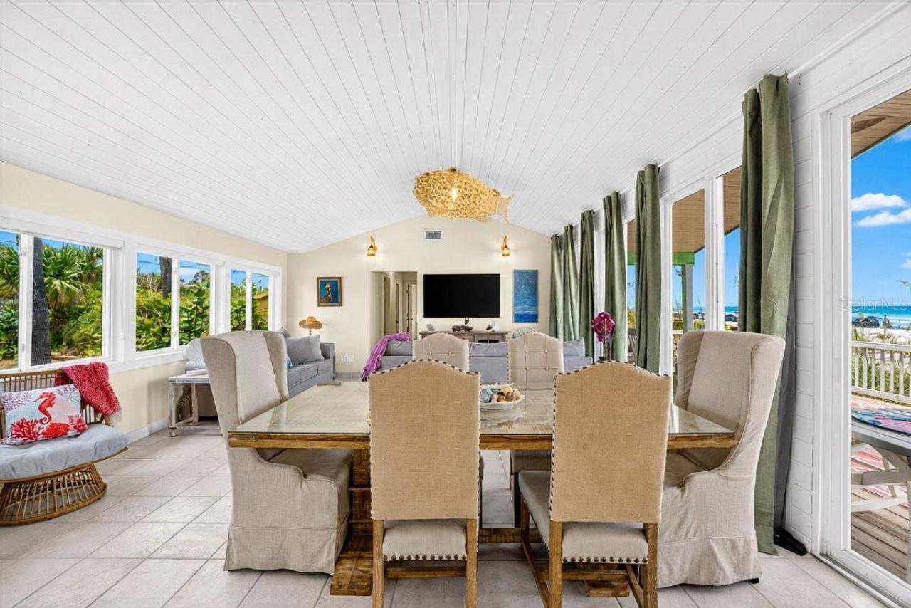 921 N Atlantic Avenue, New Smyrna Beach, FL 32169 Photo