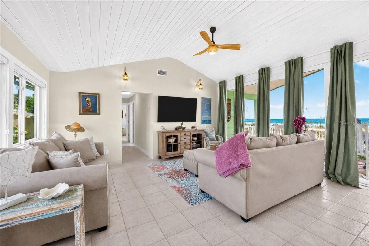 921 N Atlantic Avenue, New Smyrna Beach, FL 32169 Photo