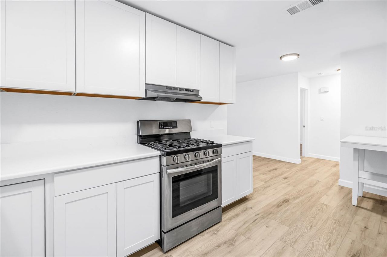 231 93rd Avenue N, Saint Petersburg, FL 33702 Photo