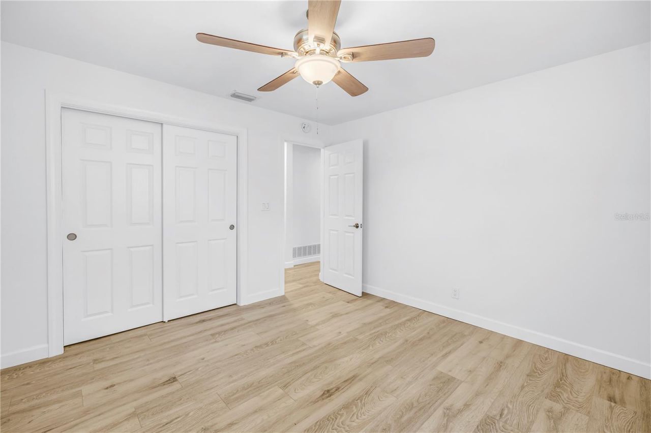 231 93rd Avenue N, Saint Petersburg, FL 33702 Photo