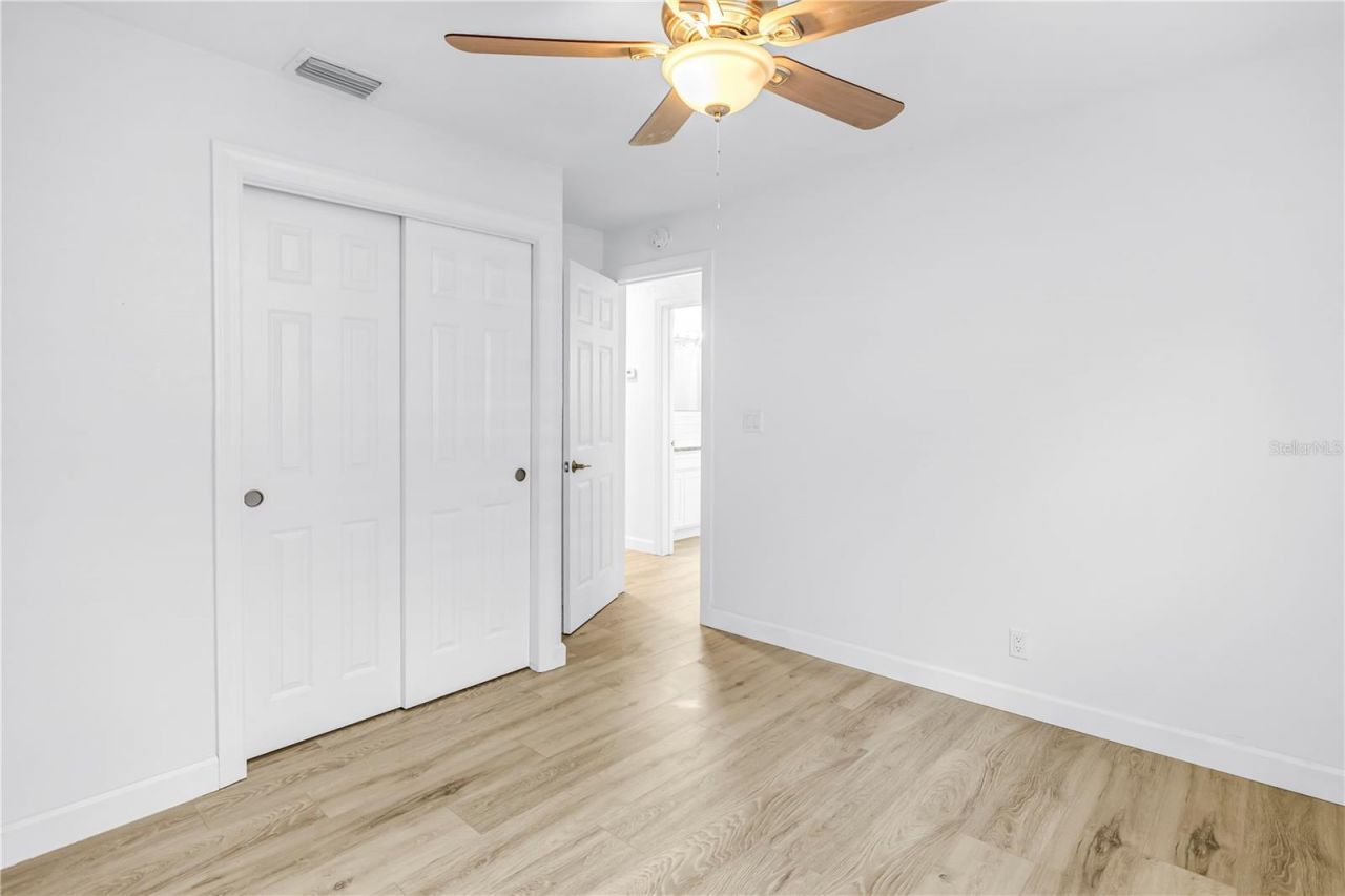 231 93rd Avenue N, Saint Petersburg, FL 33702 Photo