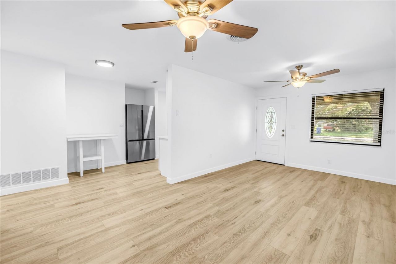 231 93rd Avenue N, Saint Petersburg, FL 33702 Photo