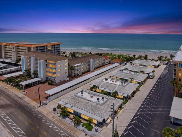 1205 TARPON CENTER DRIVE, Unit B4, VENICE, FL 34285