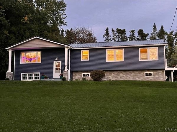 1554 Tracy Drive , Skaneateles, NY 13152