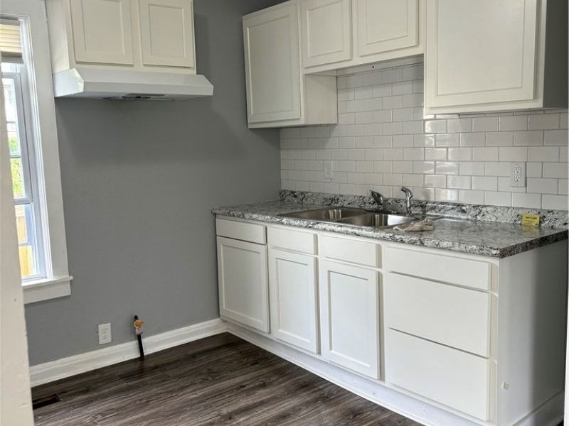 799 E 103rd Street, Cleveland, OH 44108 Photo 16