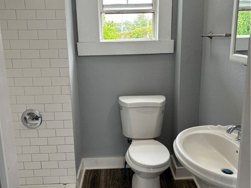 799 E 103rd Street, Cleveland, OH 44108 Photo 18