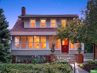 4813 Douglas Street, Omaha, NE 68132