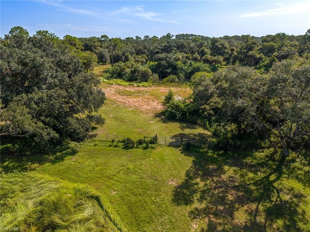 19040 Fox Run Rd , Alva, FL 33920 Photo