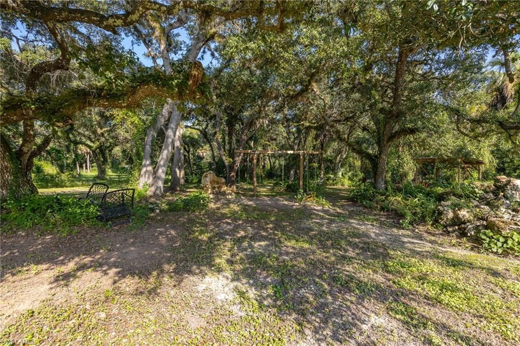 19040 Fox Run Rd , Alva, FL 33920 Photo