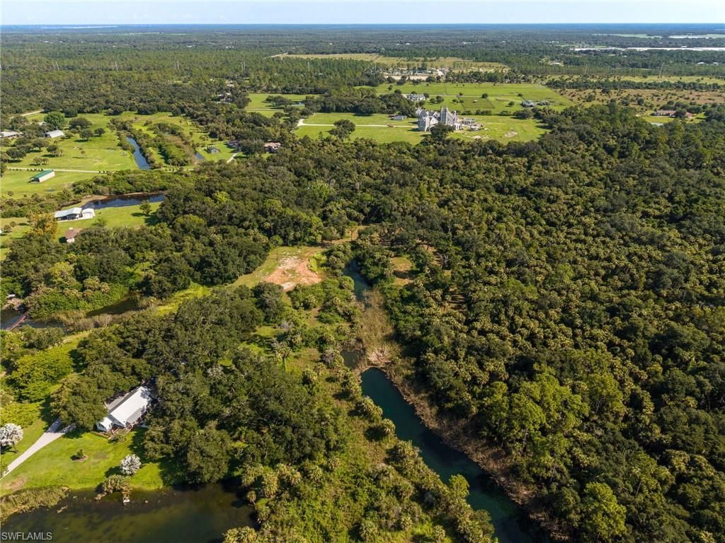 19040 Fox Run Rd , Alva, FL 33920 Photo