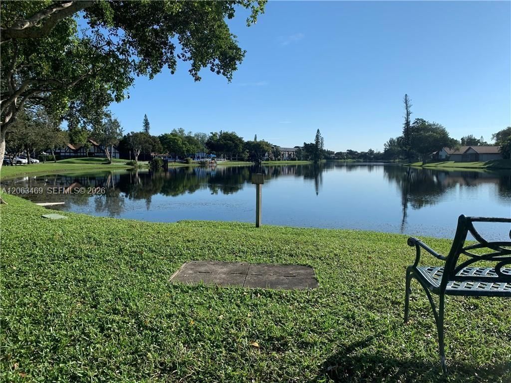 3760 Inverrary Dr , Unit 2P, Lauderhill, FL 33319 Photo