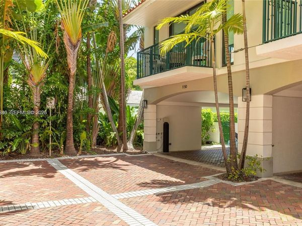 1150 98th St , Unit 10, Bay Harbor Islands, FL 33154