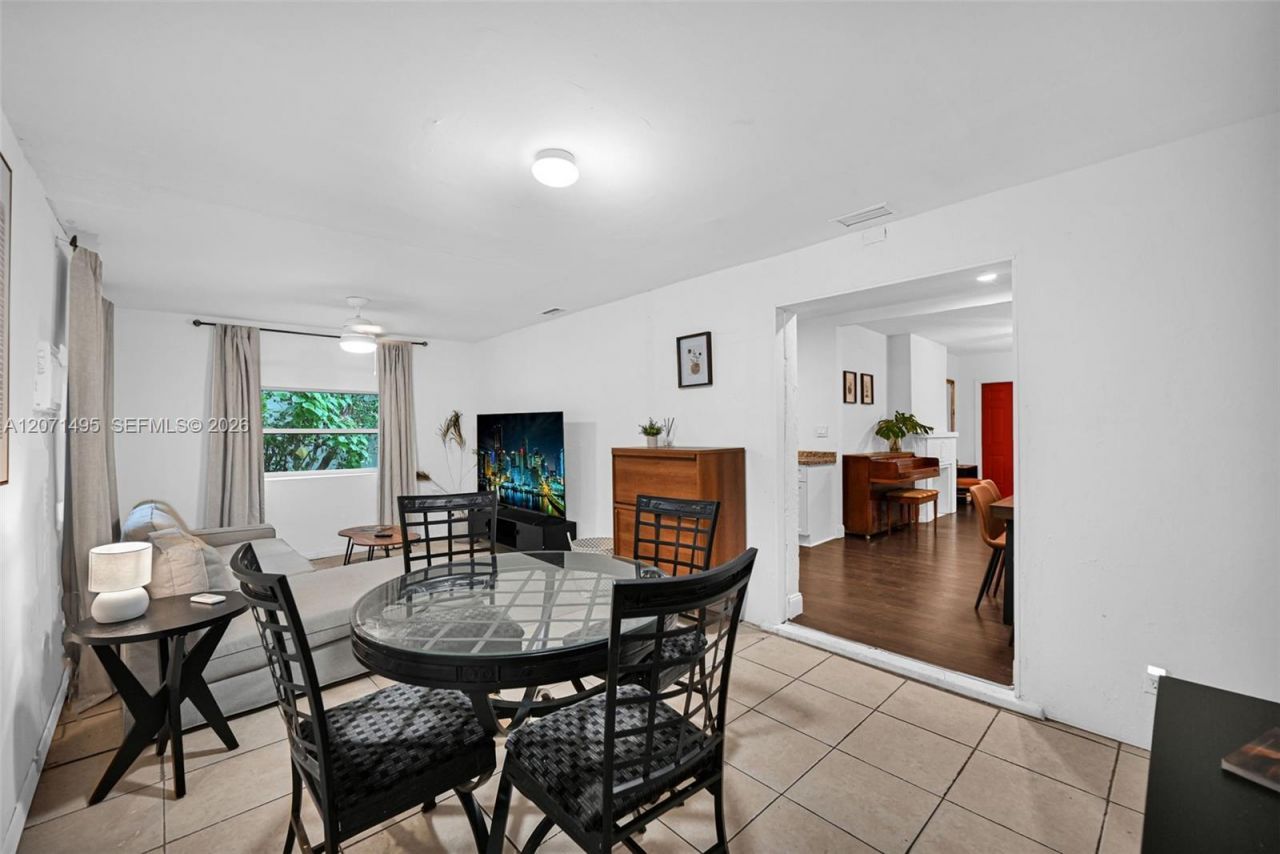 370 NE 87th St, El Portal, FL 33138 Photo