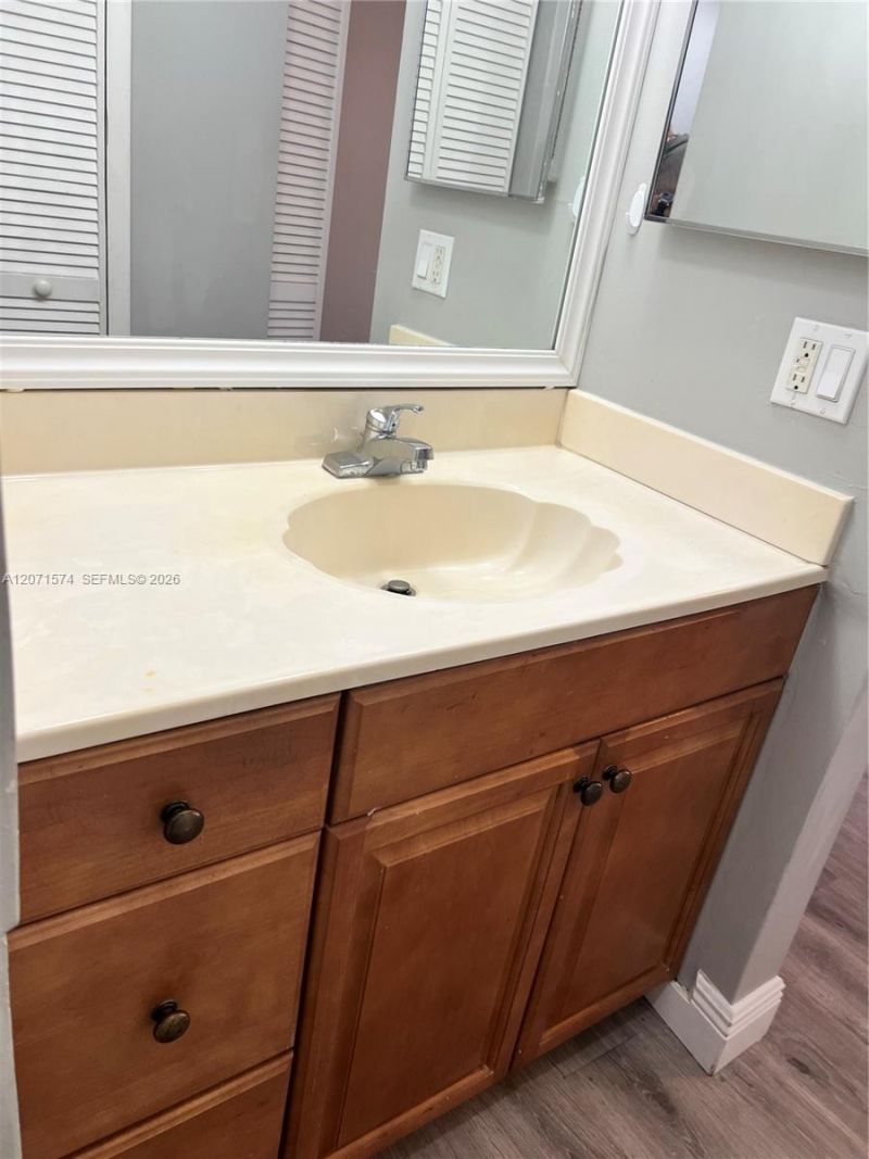 10005 Winding Lake Road , Unit 105, Sunrise, FL 33351 Photo