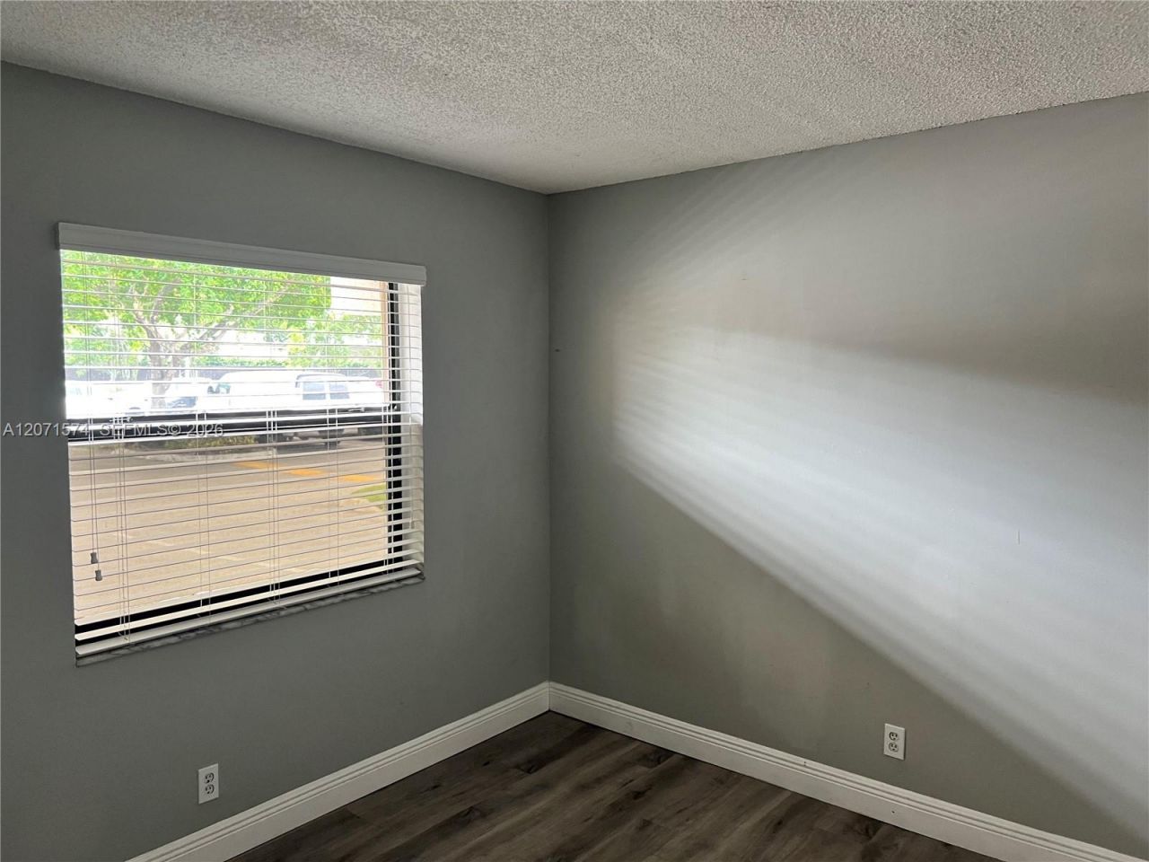 10005 Winding Lake Road , Unit 105, Sunrise, FL 33351 Photo
