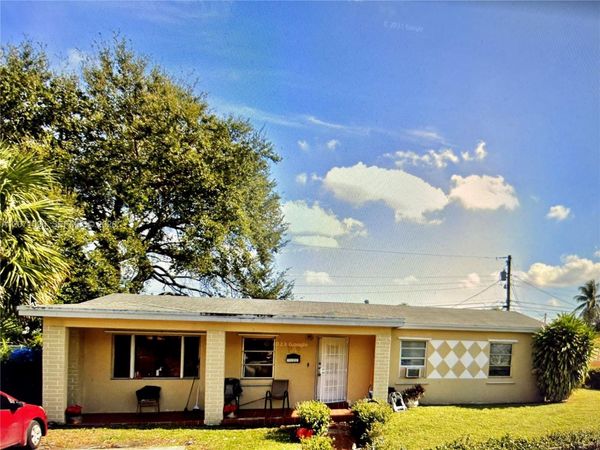 16321 NW 18th Ave , Miami Gardens, FL 33054