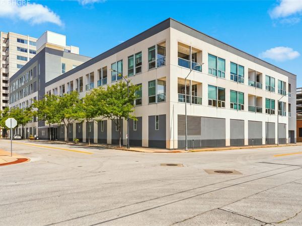 111 10th Street, Unit 309, Des Moines, IA 50309