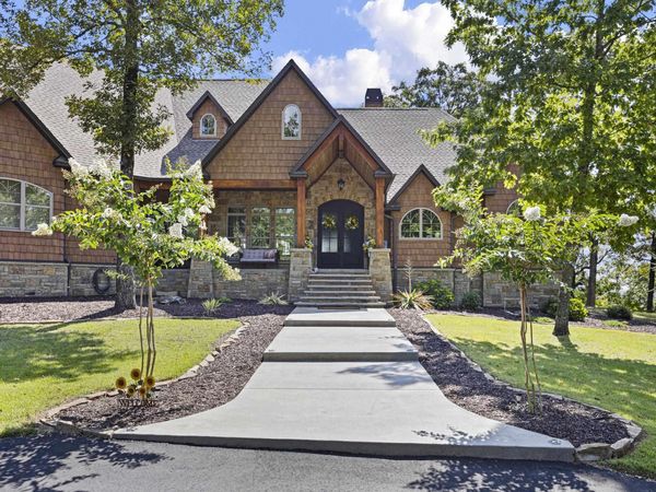 3419 Bailey Loop Road , Russellville, AR 72802