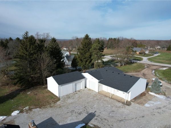 000 Mennonite , Aurora, OH 44202