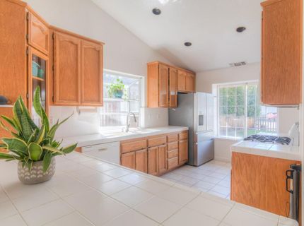 550 E 10th St, Lincoln, CA 95648 Photo
