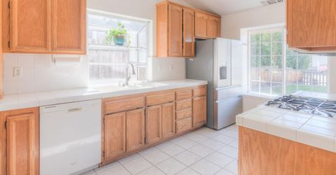 550 E 10th St, Lincoln, CA 95648 Photo