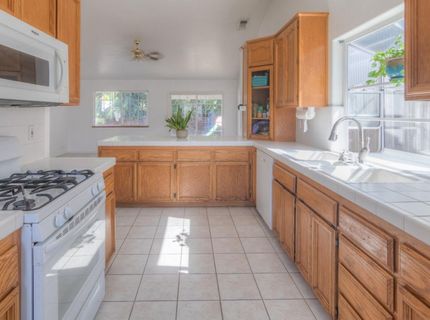 550 E 10th St, Lincoln, CA 95648 Photo