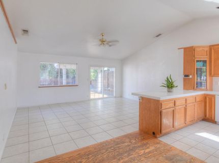 550 E 10th St, Lincoln, CA 95648 Photo