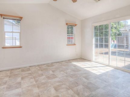 550 E 10th St, Lincoln, CA 95648 Photo