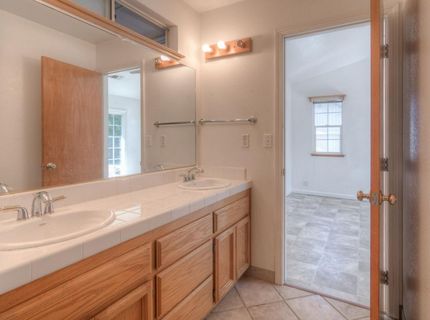 550 E 10th St, Lincoln, CA 95648 Photo