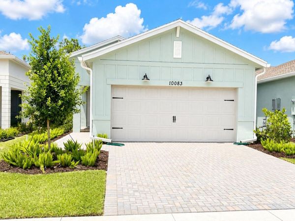 10083 NW Dreamweaver Road, Port St. Lucie, FL 34987