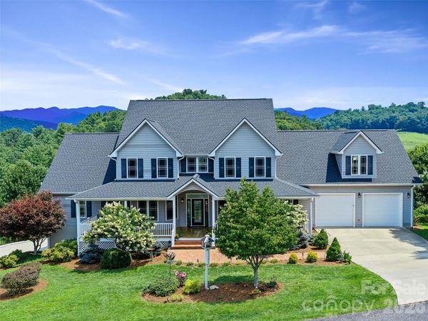 119 Horseshoe Trail, Barnardsville, NC 28709