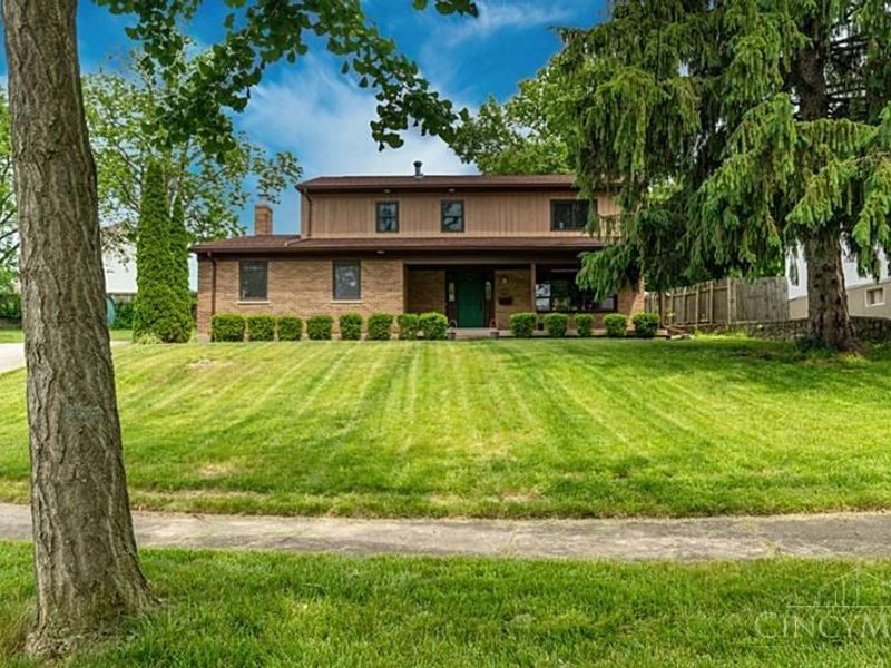 5558 Foxrun Court, Cincinnati, OH 45239 Photo 1